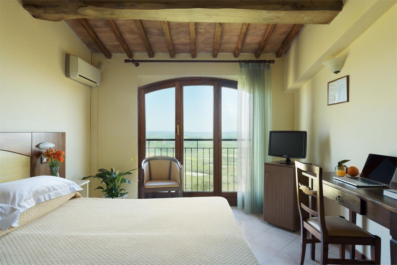 Hotel Dei Capitani Montalcino Zewnętrze zdjęcie
